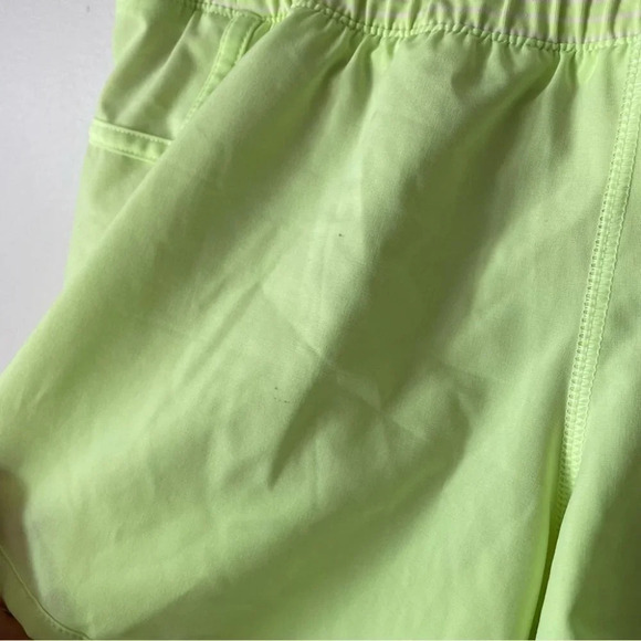 Lululemon Tracker Short Clear Mint / Hyper Stripe Clear Mint Green Zest Sz 8 - Picture 8 of 9